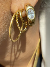 Load image into Gallery viewer, Lex hoops