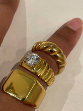 Load image into Gallery viewer, Chunky mama ring
