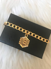 Load image into Gallery viewer, Initial letter anklet

